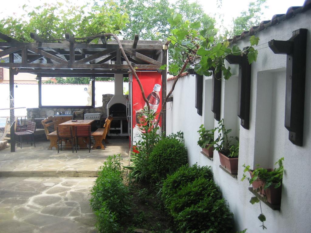 Guest House Yanina 瓦爾納 外观 照片